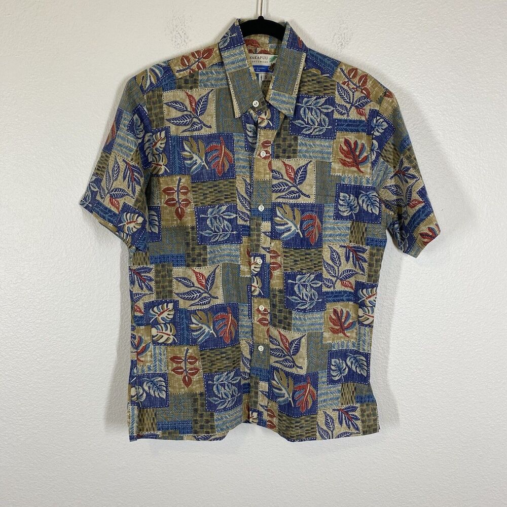 VTG Makapuu Hawaiian Monstera Print Shirt Mens Small Button Up USA Camp Aloha
